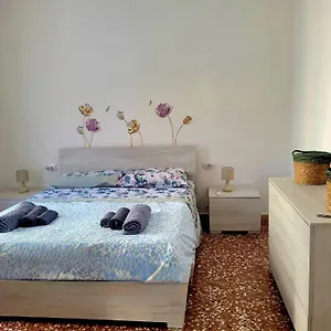Vendégház La Fleur, Szirakúza